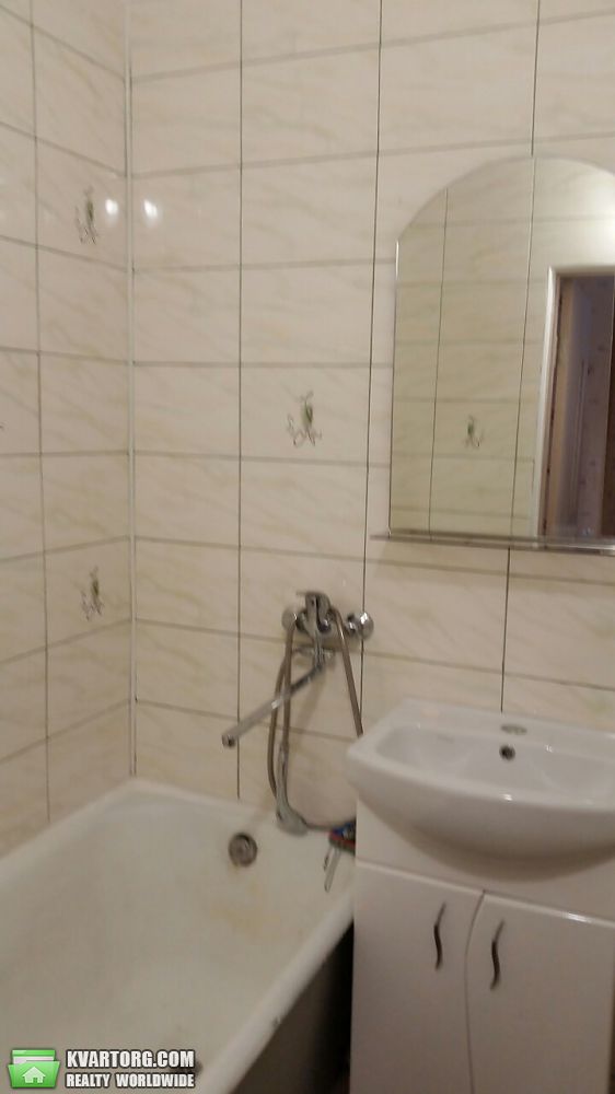 Rent out 2-room apartment. Киев,  Шумского — photo 1