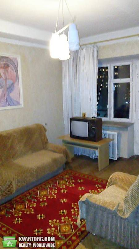 Sell 3-room apartment. Киев, Курская — photo 1
