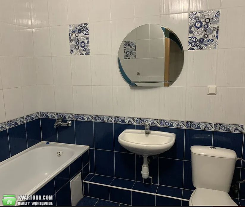 Rent out 3-room apartment. Киев,  Урловская — photo 1