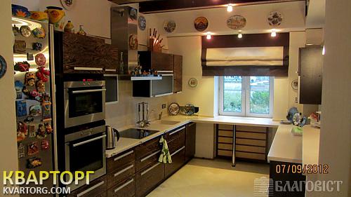 Sell multi-room apartment. Киев,  Почайнинская — photo 7