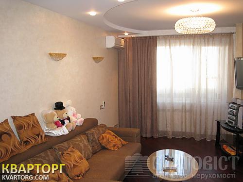 Sell 3-room apartment. Киев,  Срибнокильская — photo 10