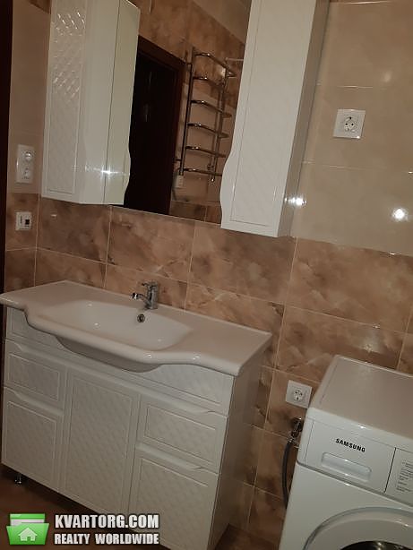 Rent out 1-room apartment. Киев,  Мира пр — photo 6