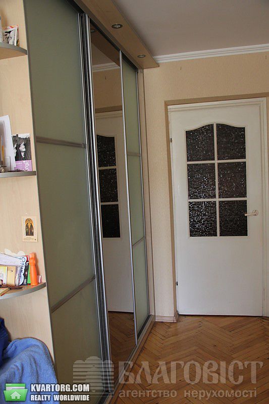Sell 3-room apartment. Киев,  Дегтяревская — photo 8