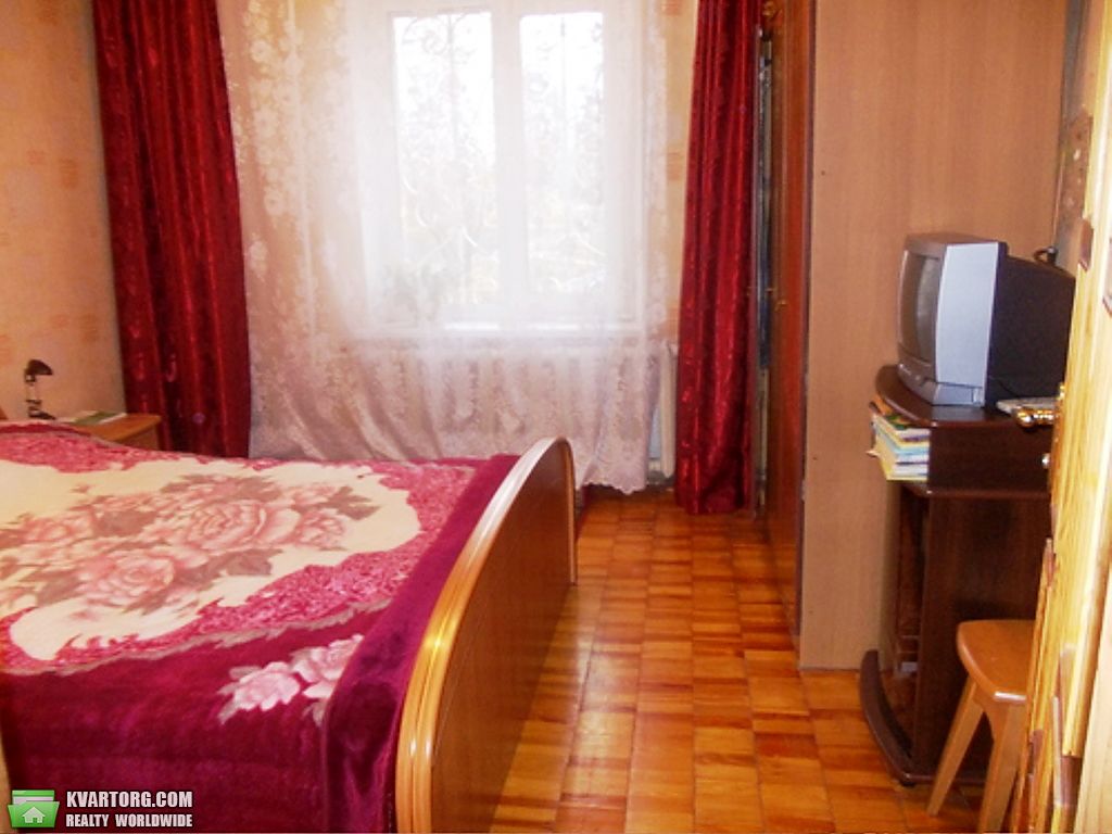 Sell 4-room apartment. Киев,  Ревуцкого — photo 5