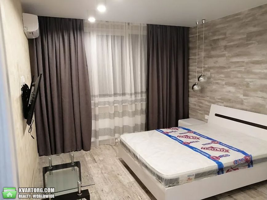 Rent out 1-room apartment. Киев,  Правды проспект — photo 6