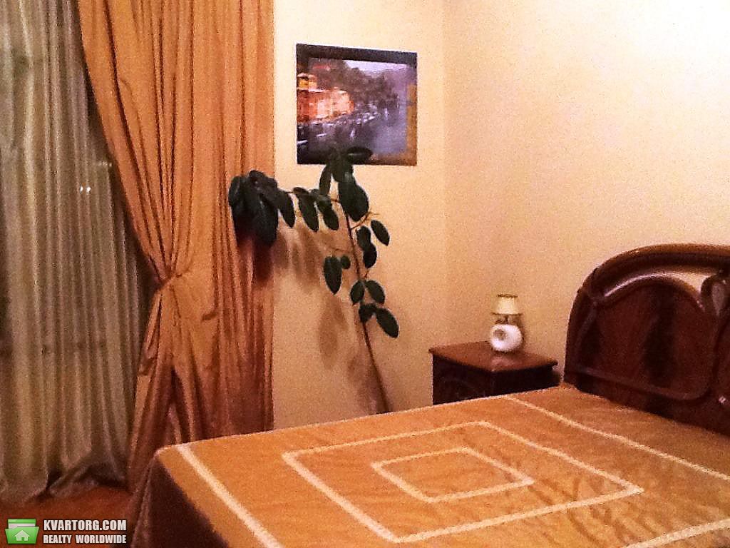 Rent out 2-room apartment. Киев,  Антоновича — photo 4
