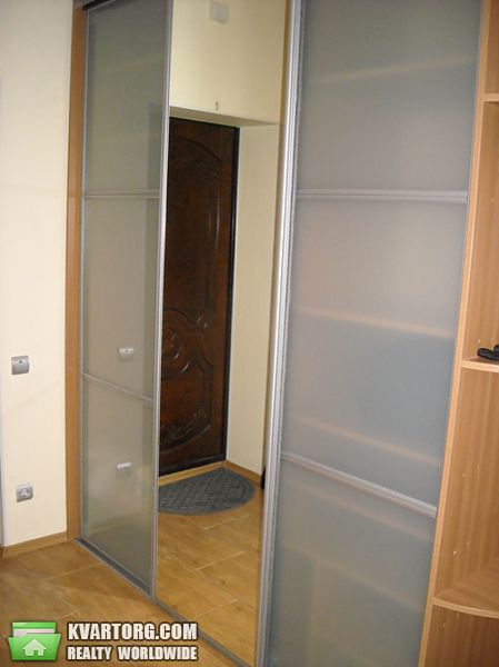 Rent out 3-room apartment. Киев, Героев Сталинграда пр — photo 8