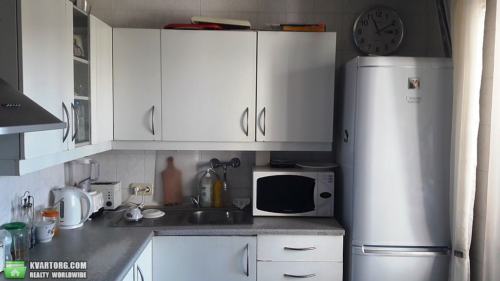 Sell 3-room apartment. Киев,  Каштановая — photo 2