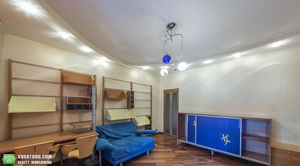Rent out 4-room apartment. Киев,  Богдана Хмельницкого — photo 4