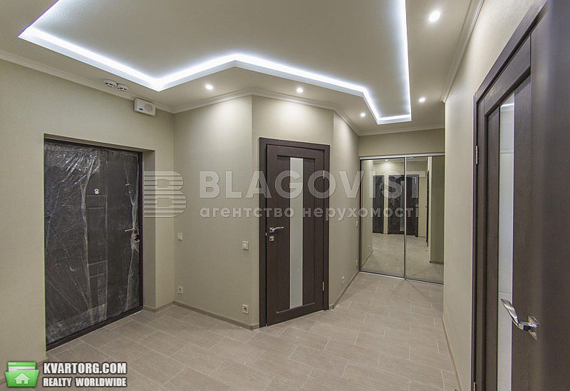 Rent out 2-room apartment. Киев,  Белорусская — photo 10