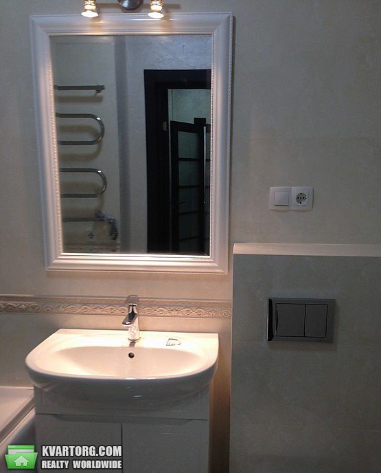 Sell 2-room apartment. Киев, Чорновола — photo 4