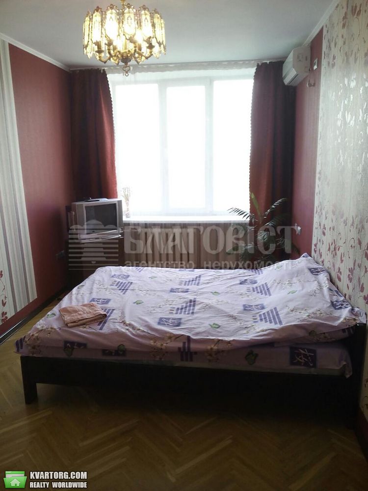 Rent out 3-room apartment. Киев,  Леси Украинки бул — photo 4