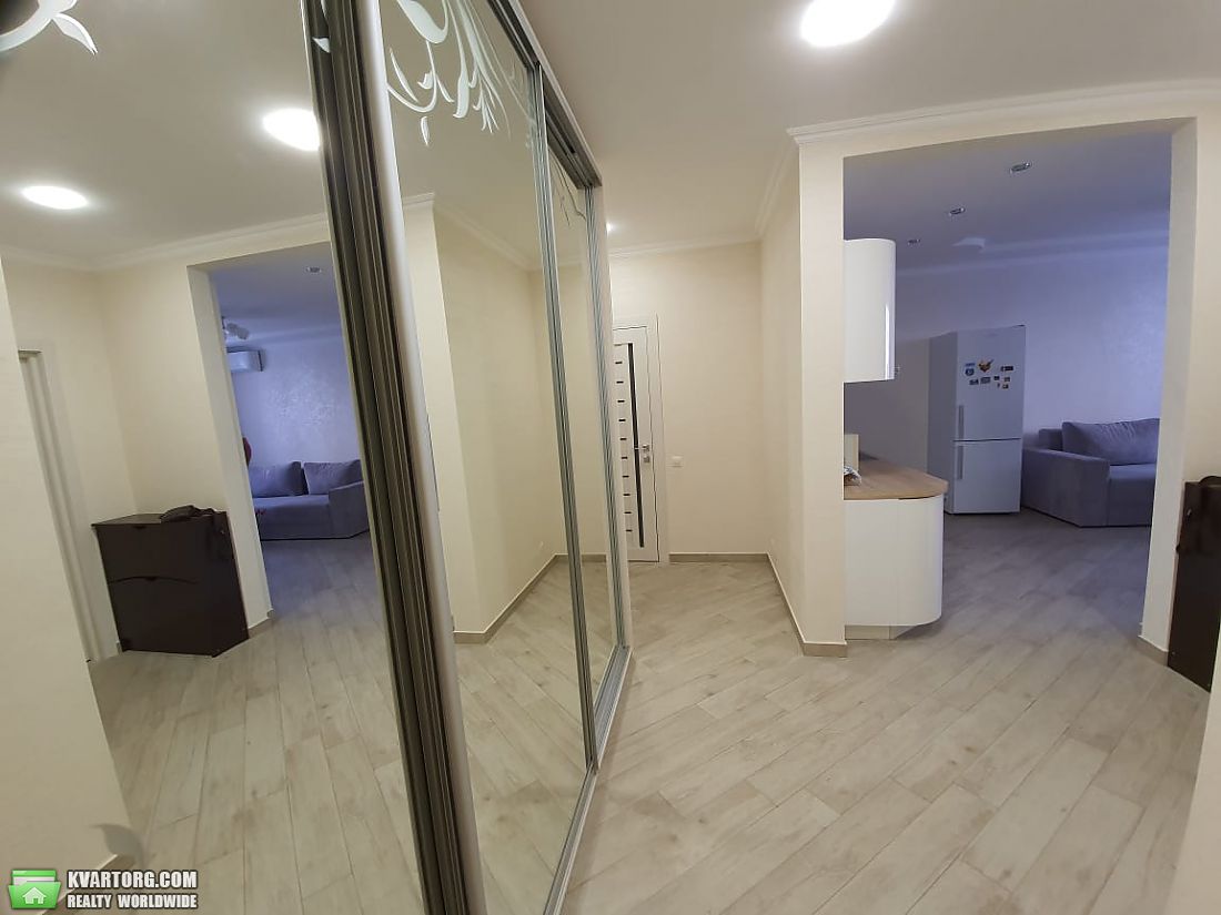 Sell 2-room apartment. Киев,  Ломоносова — photo 3