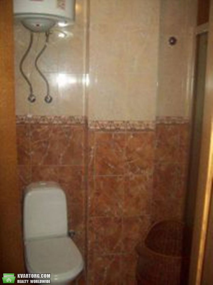 Rent out 1-room apartment. Киев, Краснопольская — photo 9