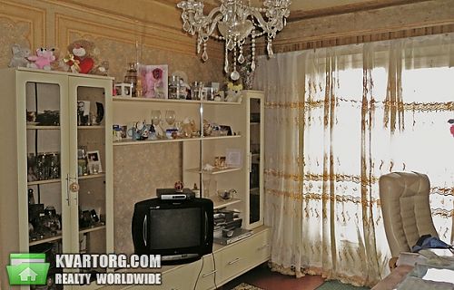Sell 3-room apartment. Киев,  Серафимовича — photo 1