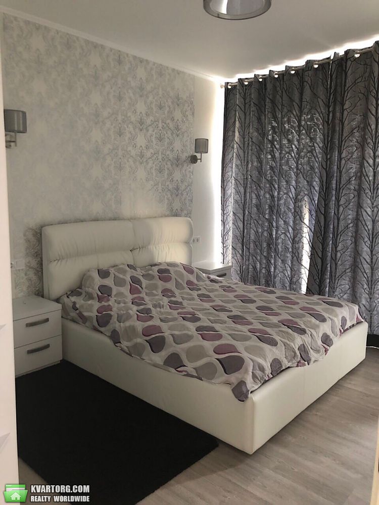 Rent out 2-room apartment. Киев,  Заречная — photo 5