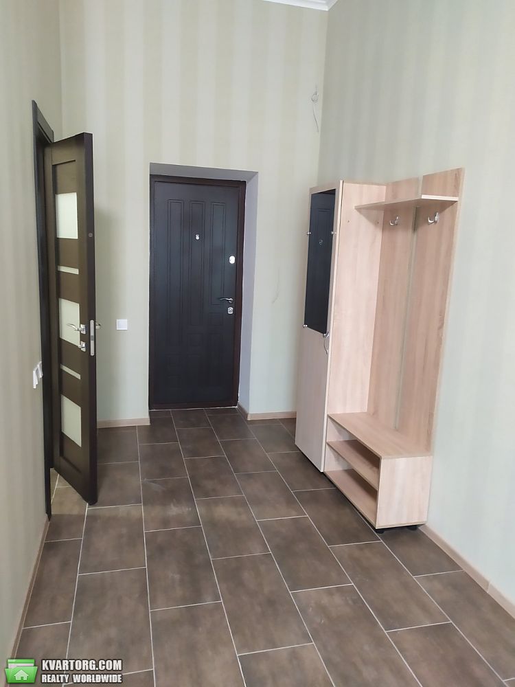 Rent out 1-room apartment. Киев, Червоноткацька — photo 5