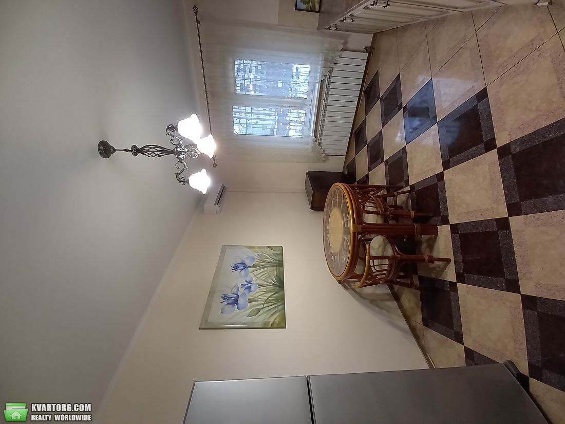 Rent out 3-room apartment. Киев, Урловская — photo 9