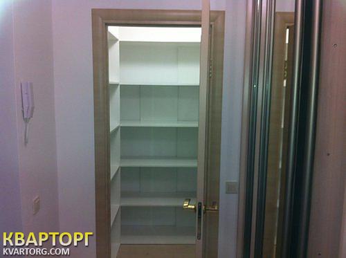 Rent out 1-room apartment. Киев,  Вышгородская — photo 3
