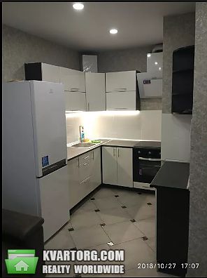 Rent out 1-room apartment. Киев, виноградарь — photo 1