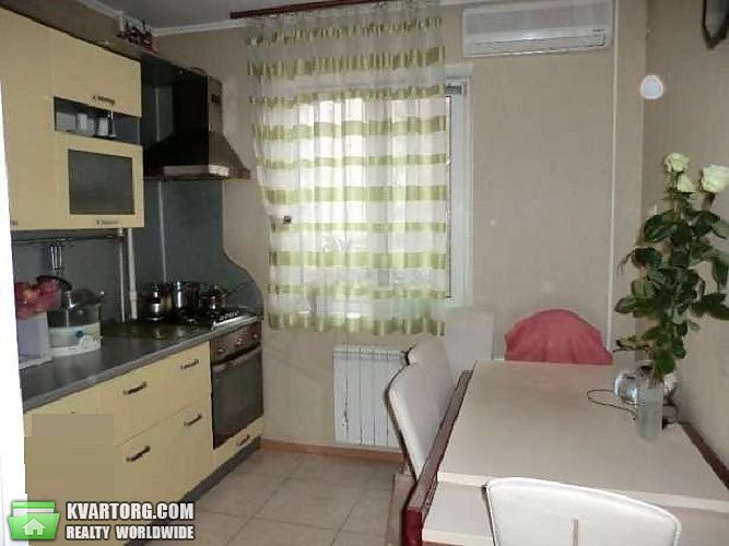 Sell 3-room apartment. Киев,  Бажана — photo 2