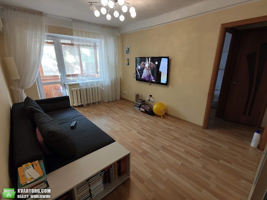 Sell 2-room apartment. Киев,  Васильковская — photo 2