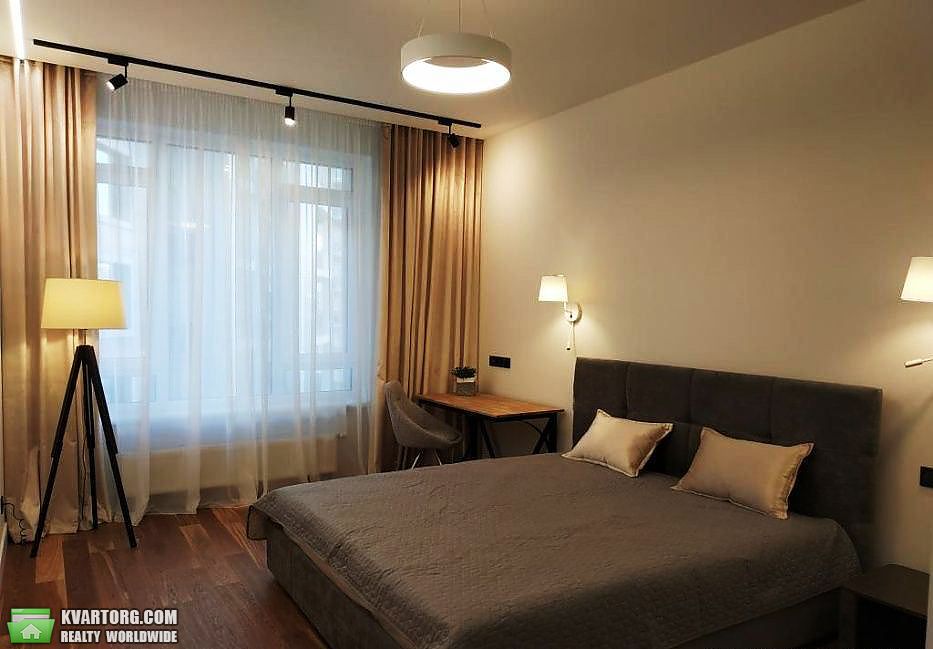 Rent out 4-room apartment. Киев,  Саперное поле — photo 8