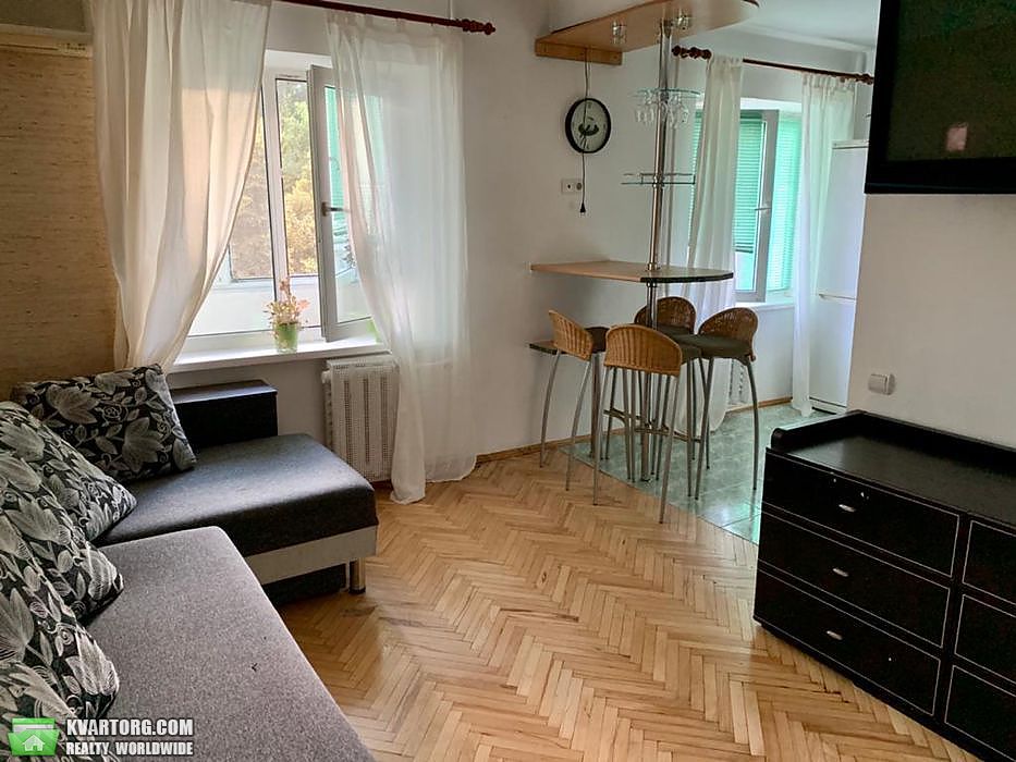 Sell 3-room apartment. Киев,  Васильковская — photo 1