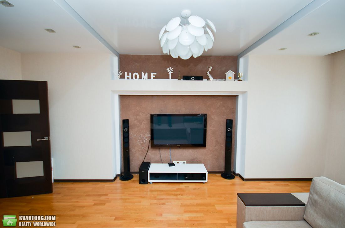Rent out 2-room apartment. Киев, Голосеевская — photo 7
