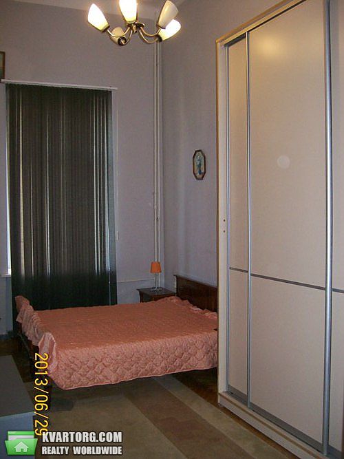 Rent out 2-room apartment. Киев,  Большая Васильковская — photo 3