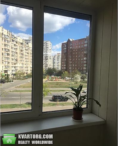 Sell 2-room apartment. Киев, Драгоманова ул. — photo 5