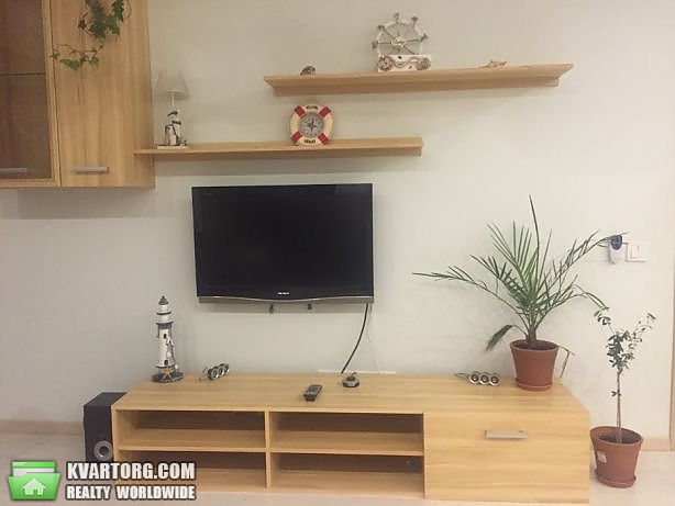 Rent out 2-room apartment. Киев,  Кустанайская — photo 8
