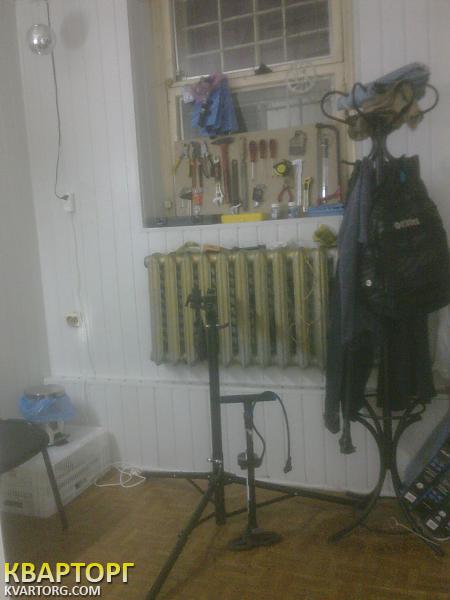 Rent out shop. Киев, Набережно-Крещатицкая — photo 1