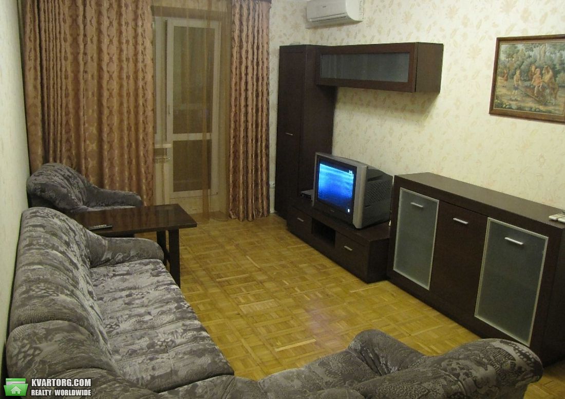 Rent out 2-room apartment. Киев,  Федорова — photo 2