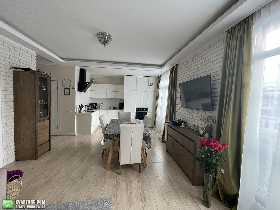 Sell 4-room apartment. Киев, Луценка — photo 1