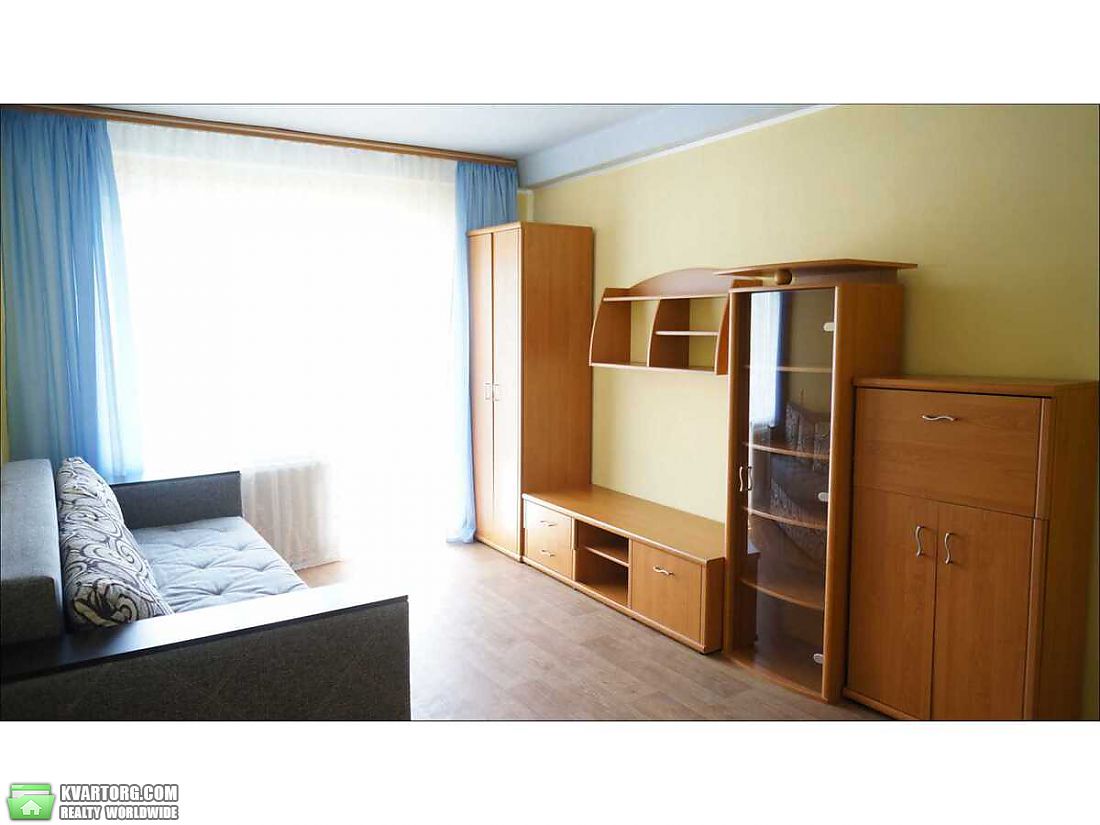 Sell 1-room apartment. Киев,  Соломенская — photo 2