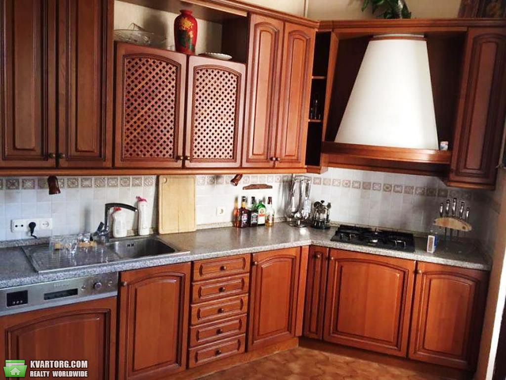 Rent out 3-room apartment. Киев,  Тарасовская — photo 1