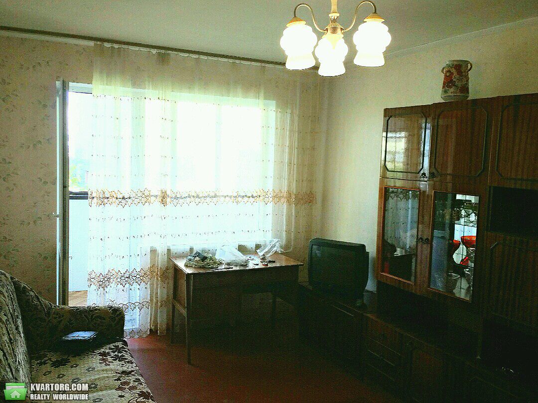 Rent out 2-room apartment. Киев,  Олейника — photo 5