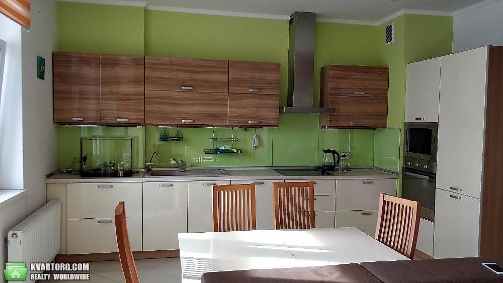 Rent out 2-room apartment. Киев,  Соломенская — photo 4