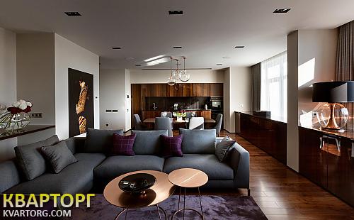 Sell 4-room apartment. Киев,  Драгомирова — photo 1