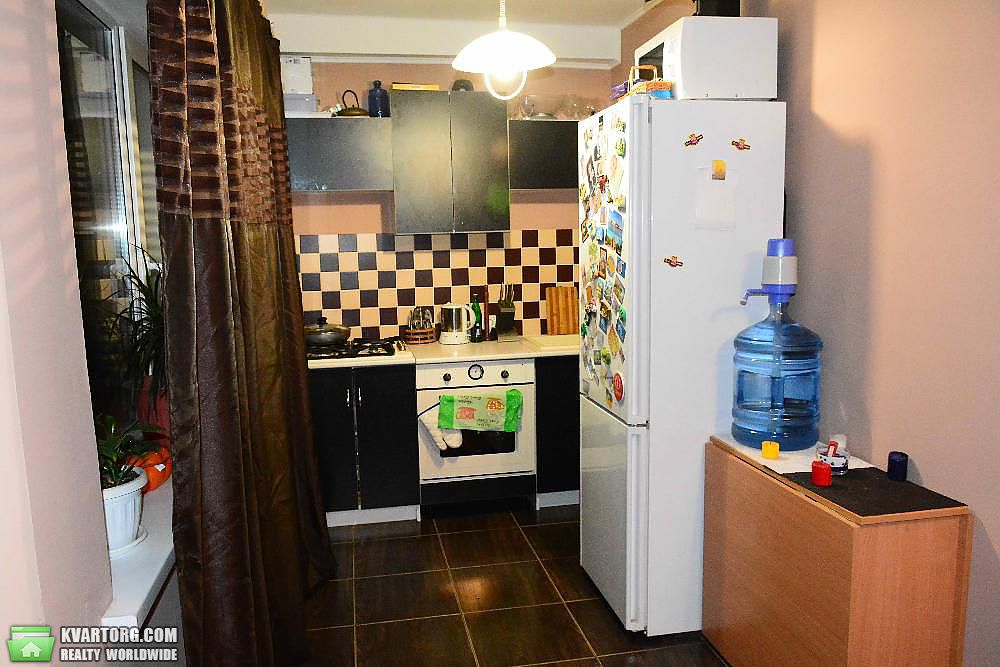 Sell 3-room apartment. Киев,  Харьковское шоссе — photo 1