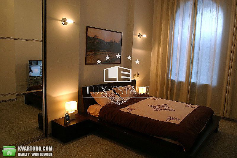 Rent out 2-room apartment. Киев,  Малая Житомирская — photo 3