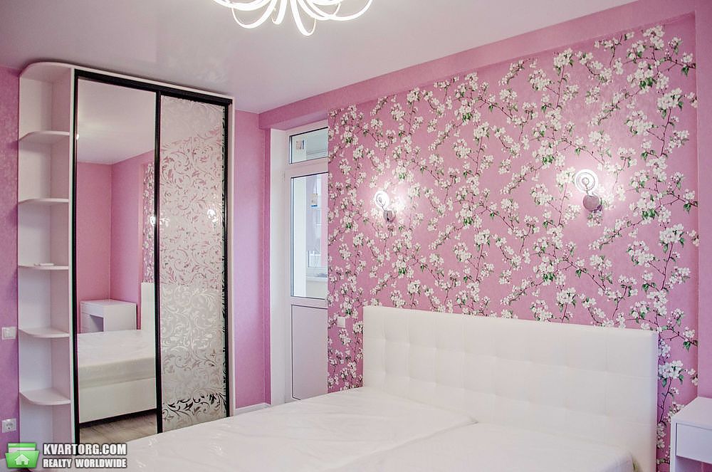 Sell 3-room apartment. Киев,  Ломоносова — photo 1