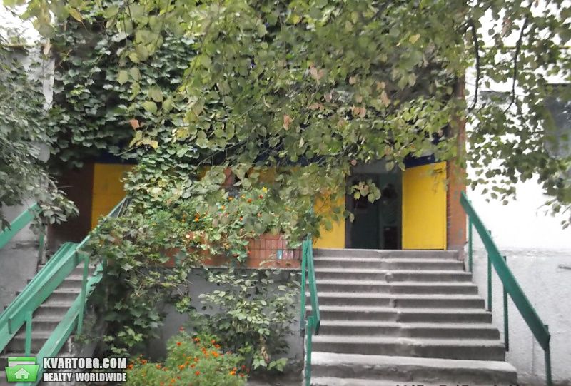 Sell 2-room apartment. Киев,  Зодчих — photo 2