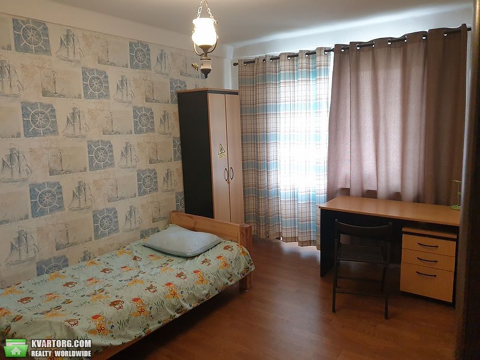 Sell 3-room apartment. Киев,  Волго-Донская — photo 2