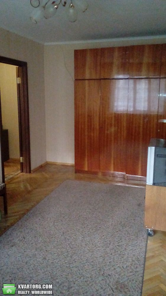 Rent out 2-room apartment. Киев, Телиги — photo 4