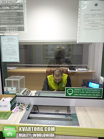 Rent out office. Киев,  Овручская — photo 2
