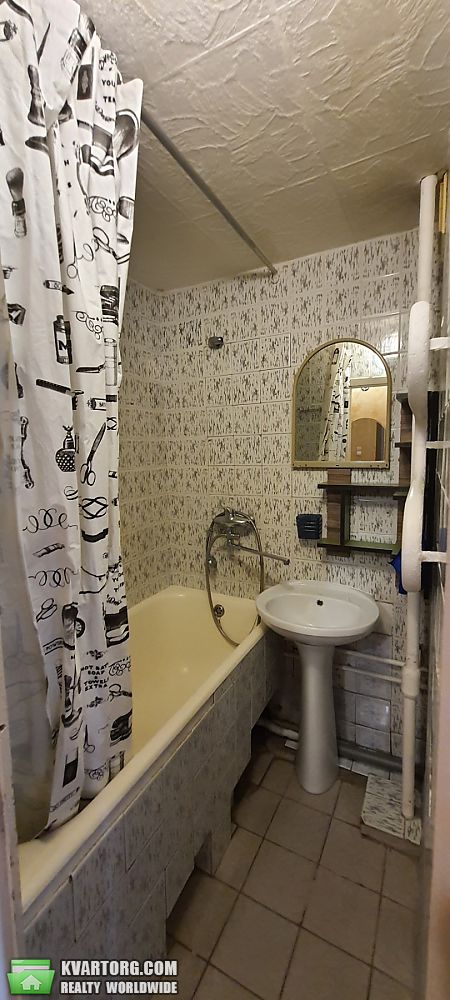 Rent out 1-room apartment. Киев,  Пражская — photo 7