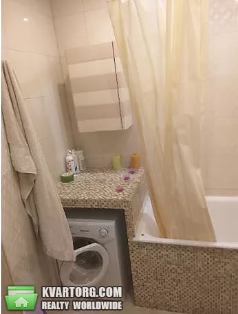 Rent out 2-room apartment. Киев,  Первомайского — photo 9