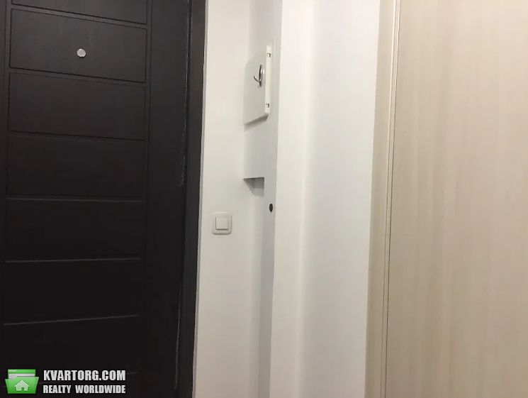 Rent out 1-room apartment. Киев,  Харьковское шоссе — photo 10